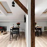 Dietla 99 - Ideal Location - In The Heart Of Aparthotel