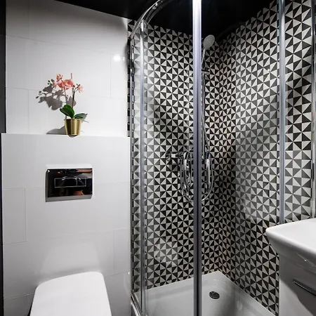 Dietla 99 - Ideal Location - In The Heart Of Apartahotel 3*