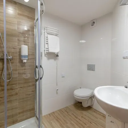 Apart Otel Dietla 99 - Ideal Location - In The Heart Of Krakow