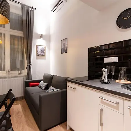 Aparthotel Dietla 99 - Ideal Location - In The Heart Of Krakow