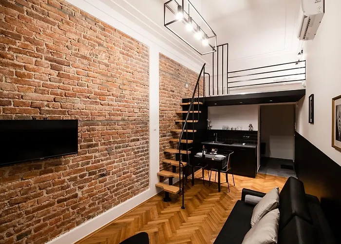 Dietla 99 - Ideal Location - In The Heart Of