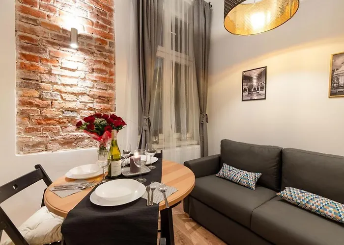 Dietla 99 - Ideal Location - In The Heart Of 3*