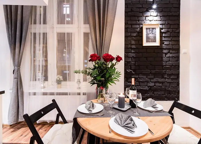 Dietla 99 - Ideal Location - In The Heart Of 3*