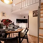 Dietla 99 - Ideal Location - In The Heart Of 3*