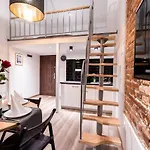 Dietla 99 - Ideal Location - In The Heart Of 3* クラクフ
