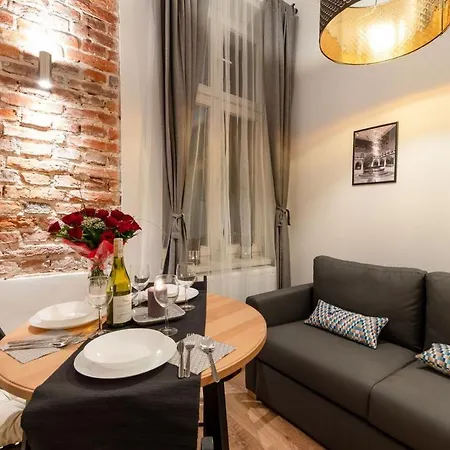 Dietla 99 - Ideal Location - In The Heart Of 3*